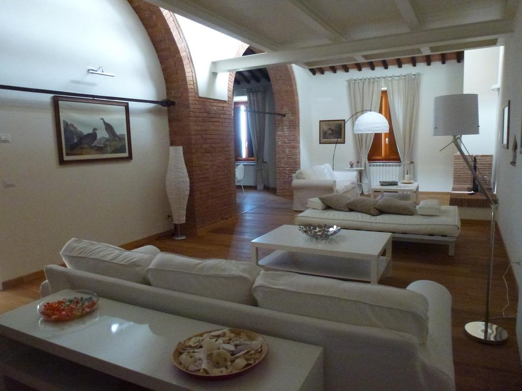 Mattimamihouse Διαμέρισμα Montepescali Δωμάτιο φωτογραφία